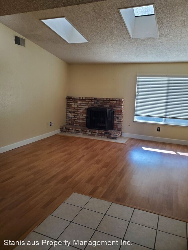 Building Photo - 3 br, 2 bath House - 1605 Eastwick Court