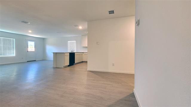 Foto del edificio - 7149 Waterford Crk Ct