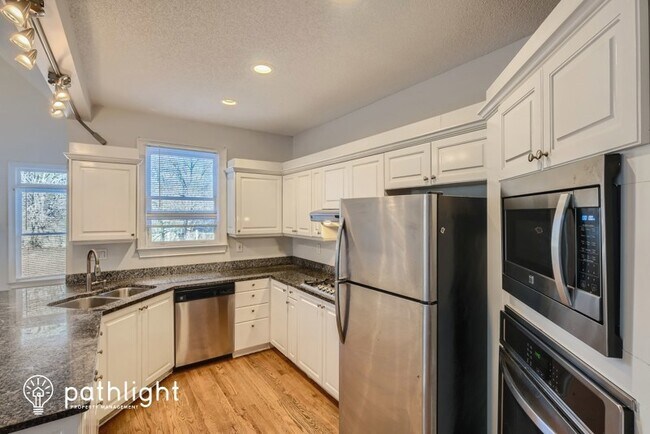 Foto del edificio - 431 Brogdon Rd, Fayetteville, GA, 30214