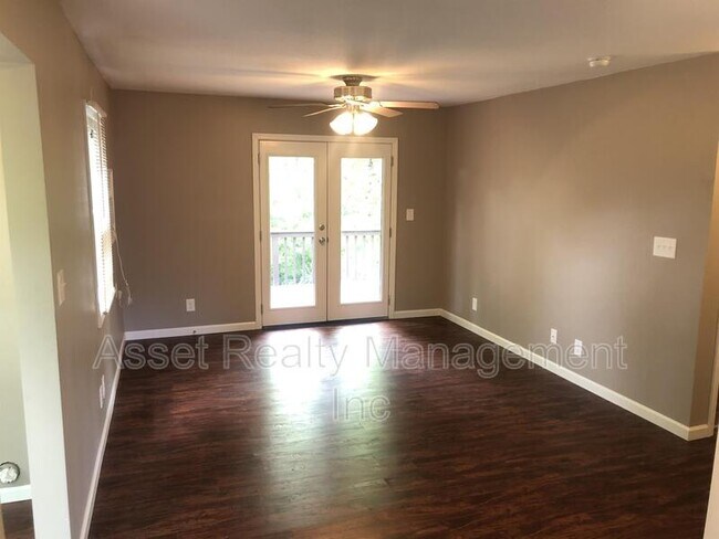 Foto del edificio - 148 Warrior Cir