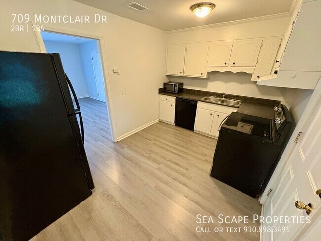 Foto del edificio - 709 Montclair Dr