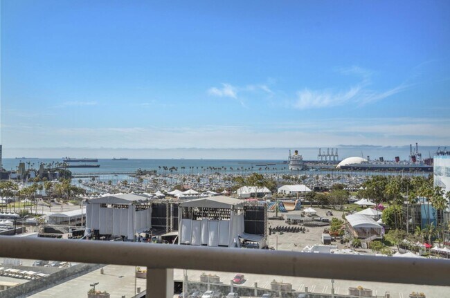 Foto del edificio - 488 E Ocean Blvd