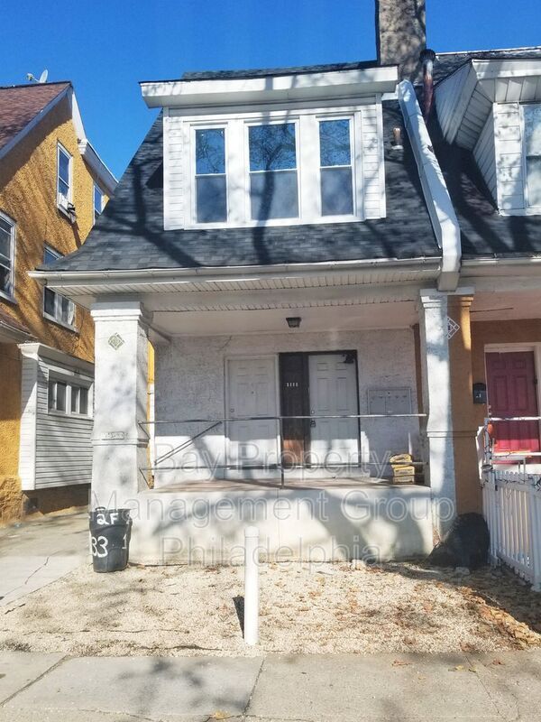 Primary Photo - 133 E Roosevelt Blvd