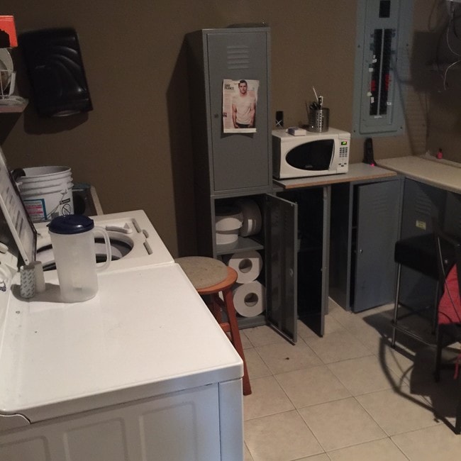 Interior Photo - 4151-4159 Main St