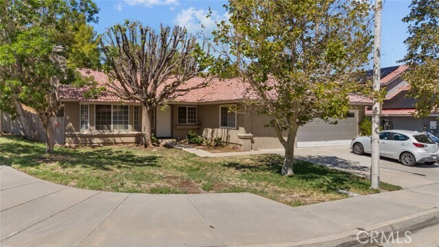 Building Photo - 39303 Chalfont Ln