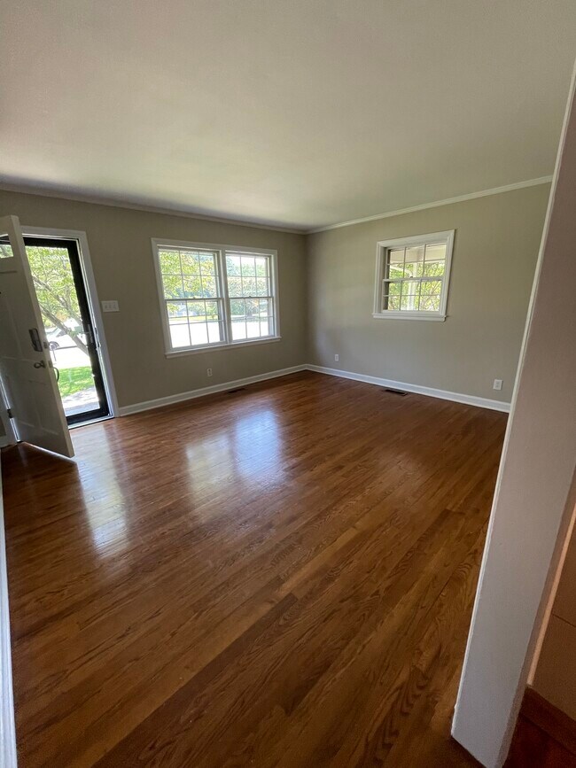 Foto del edificio - 2212 Southern Dr