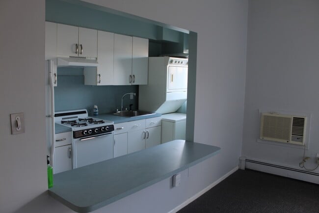 Building Photo - 263 N Newbridge Rd