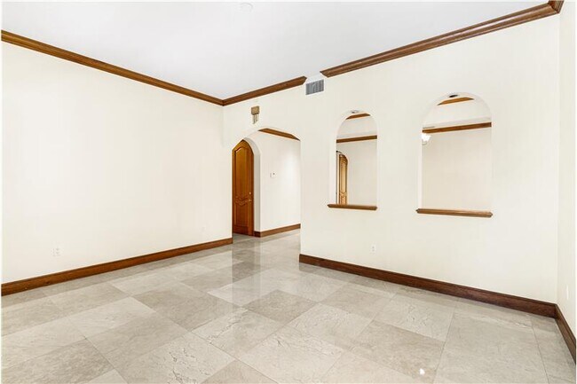Foto del edificio - 828 Andalusia Ave