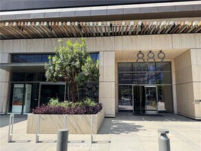 Building Photo - 889 Francisco St