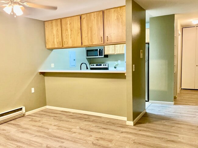 Building Photo - 5339 Brody Dr