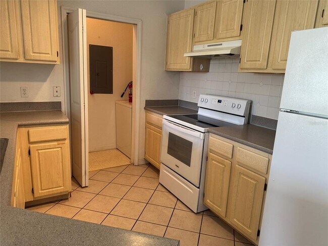 Foto del edificio - 8812 Dunes Ct