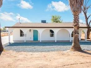 Building Photo - 30685-30682 Mehrten Dr