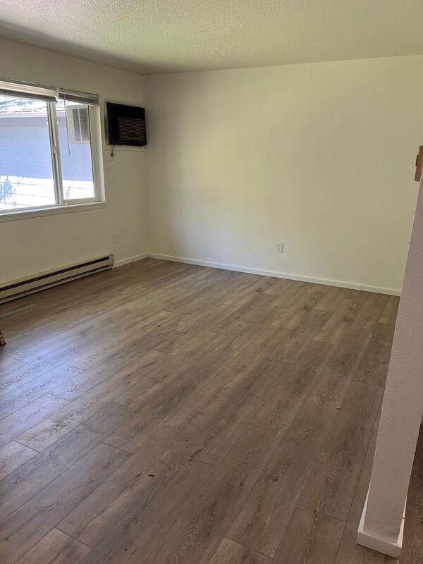 Foto del edificio - 1760 S Barlow Ln