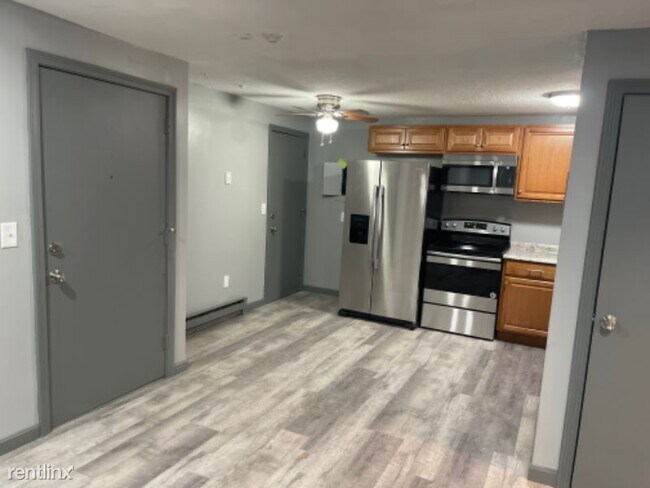 Foto del edificio - 2 br, 1 bath Condo - 15 Wildwood St. Apt 24