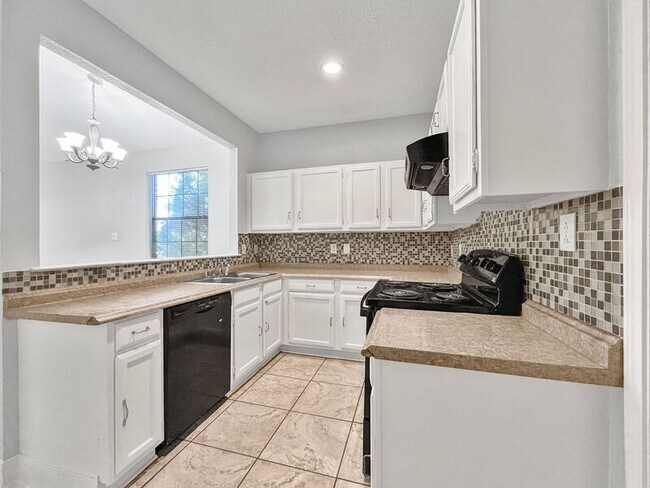 Foto del edificio - 10324 Woodleaf Dr