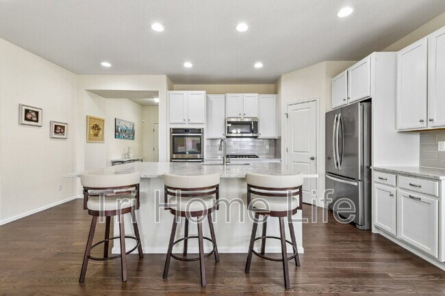 Building Photo - 7956 S Grand Baker Way