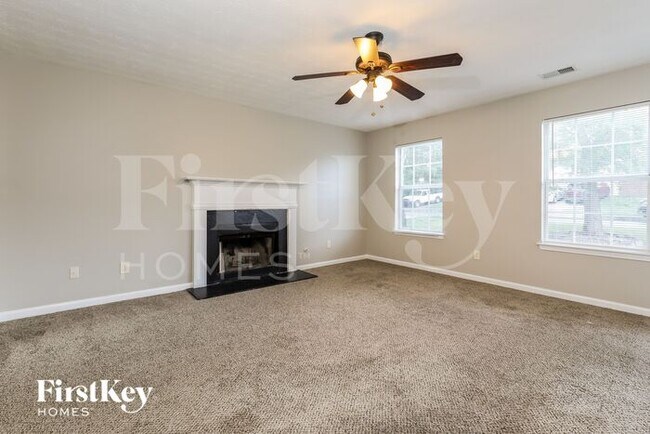 Foto del edificio - 6181 East Fayetteville Drive