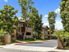 Building Photo - 156 Avenida Descanso