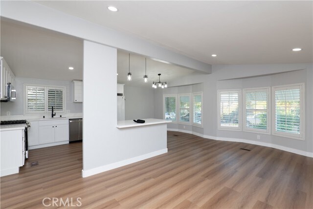 Foto del edificio - 21643 Waite St