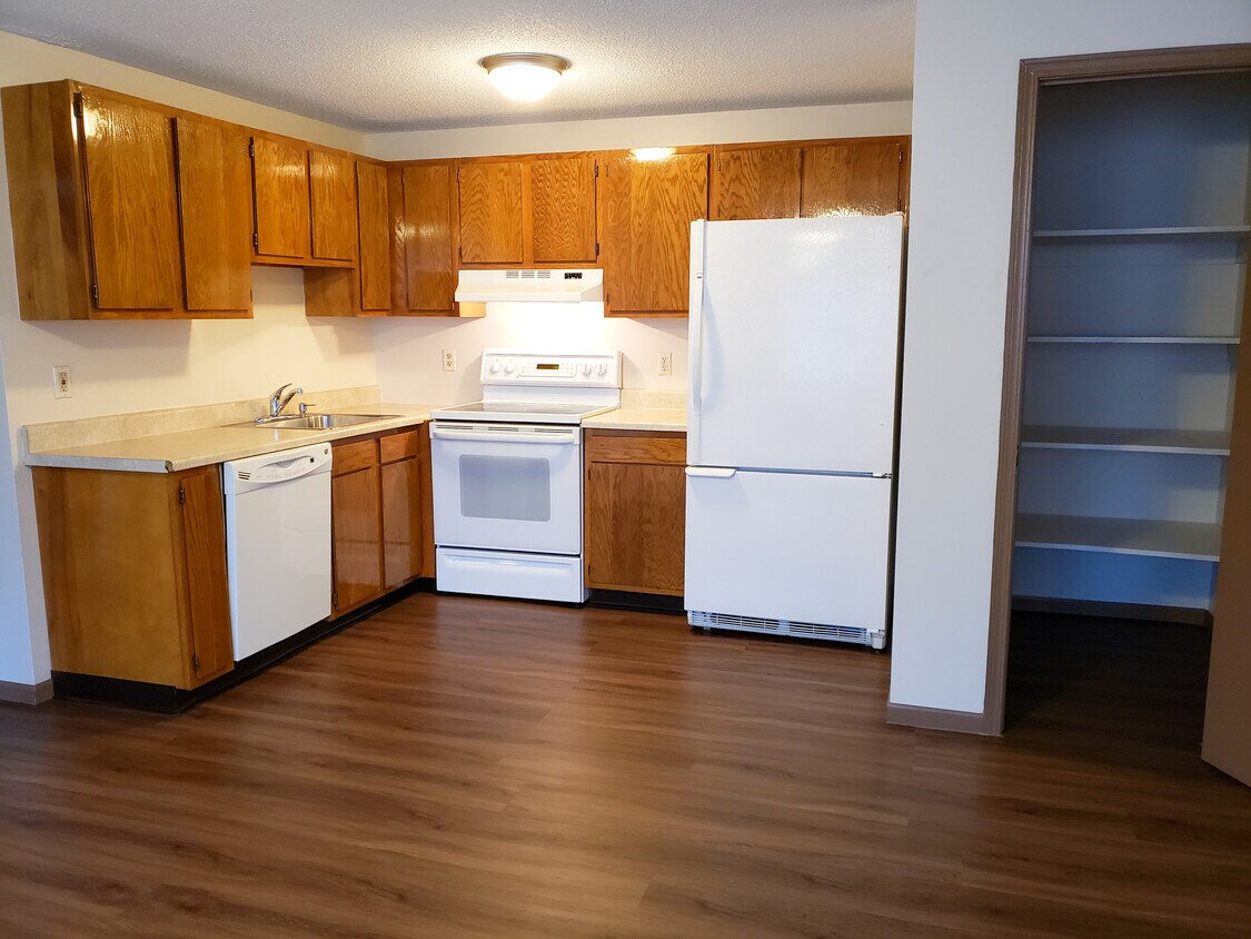 7328 Buffalo Ave Unit 3, Niagara Falls, NY 14304 Apartments in