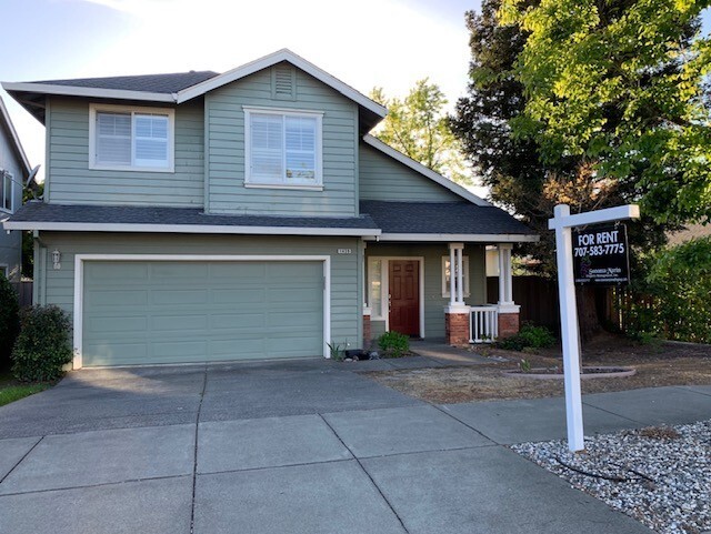 Primary Photo - Lovely two story home in Skyhawk!