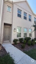Building Photo - 9939 henning St