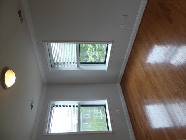 Foto del edificio - 1437 Spring Rd NW