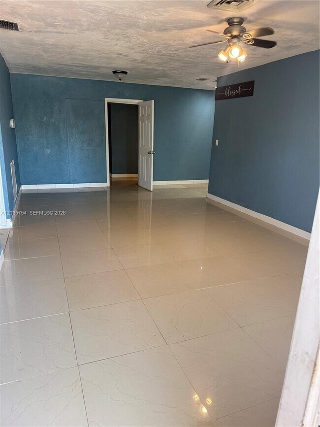 Foto del edificio - 1321 NW 50th Ave