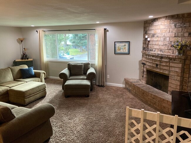 Foto del edificio - 9619 E 9th Ave