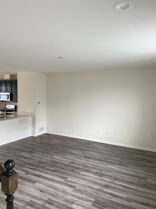 Foto del edificio - 4187 Calder Ln