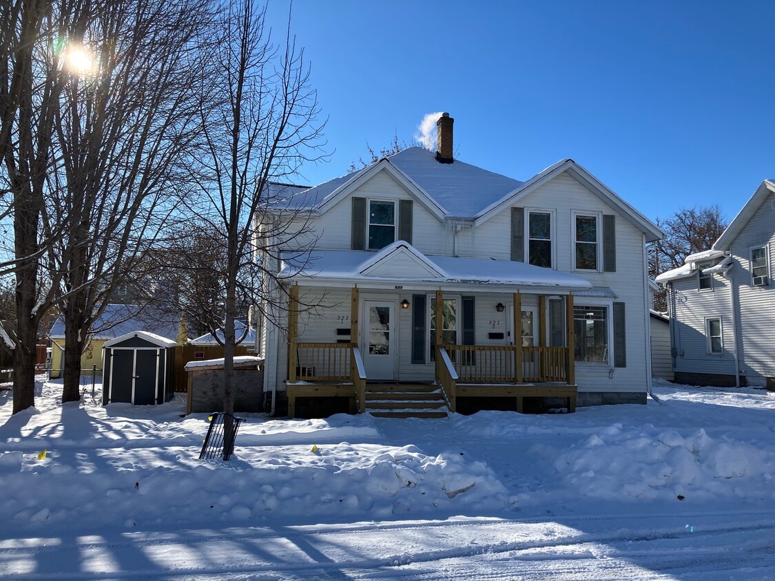 Primary Photo - 327 5th Ave