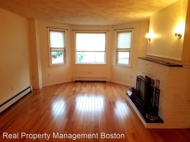 Building Photo - 2 br, 1 bath House - 150 Park St. #1