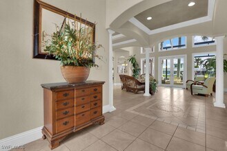 Building Photo - 5419 SW 17th Ave