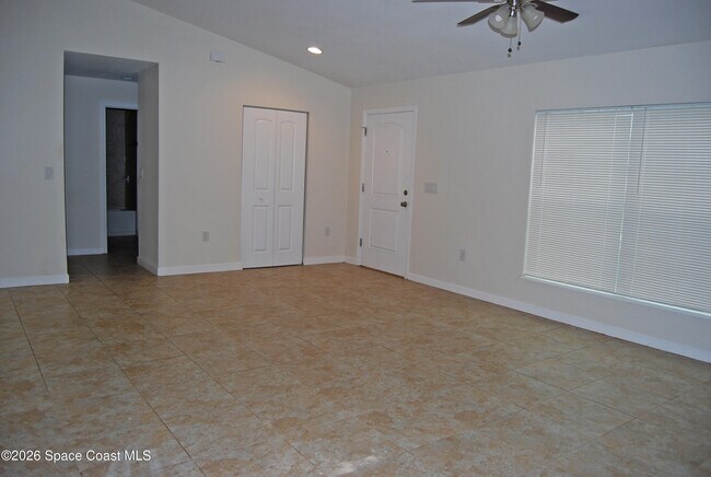 Building Photo - 1048 Hunt St NW