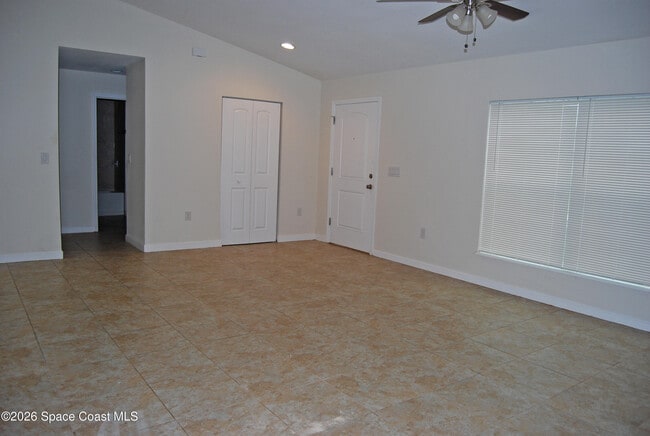 Foto del edificio - 1048 Hunt St NW