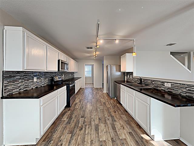 Building Photo - 1329 Lauren Dr