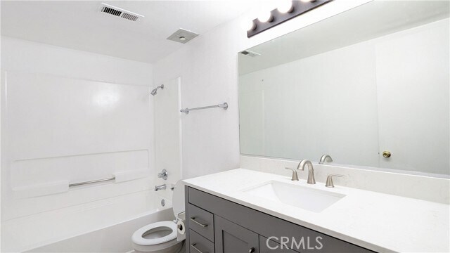 Foto del edificio - 10655 Lemon Ave