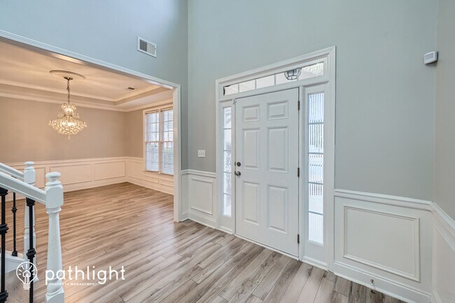 Foto del edificio - 2617 Lakefield Court