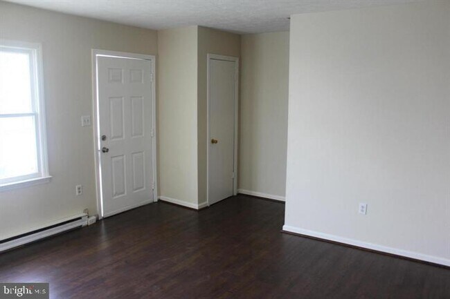 Foto del edificio - 414 Cornwallis Ct