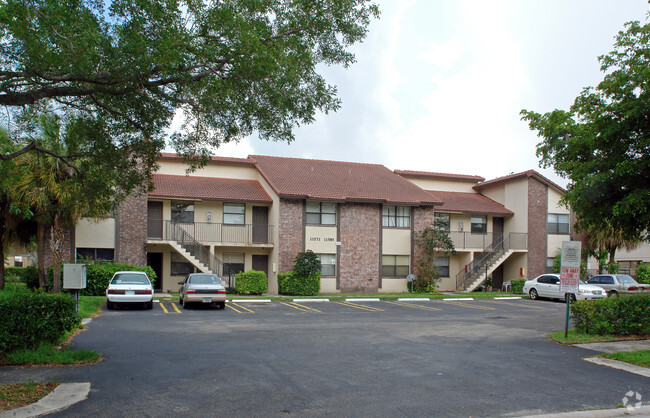 Building Photo - Glenwood Apartments