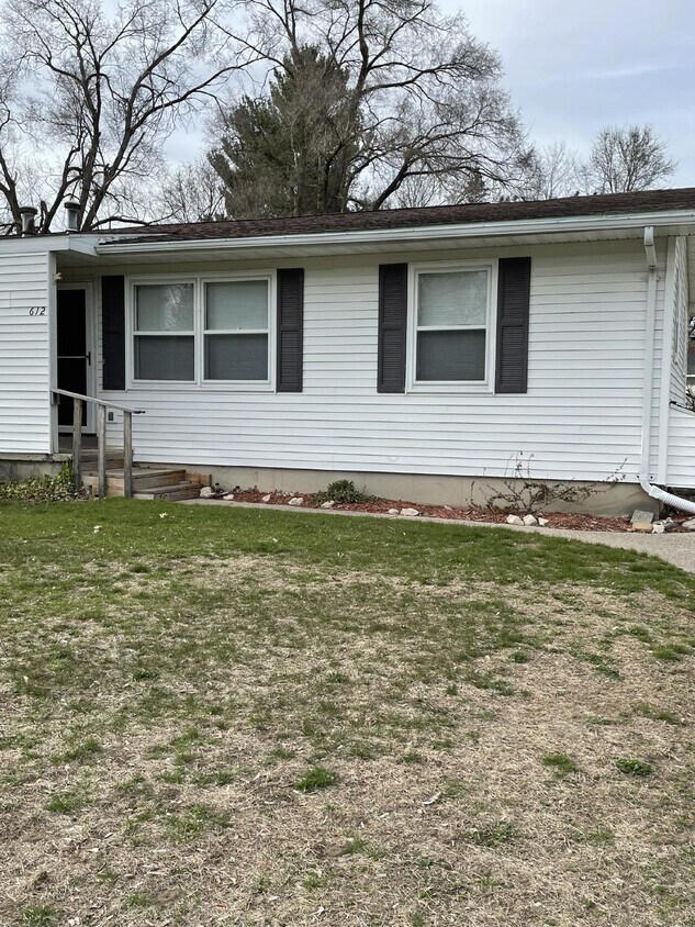 Primary Photo - Cute 2 Bedroom in Greenville
