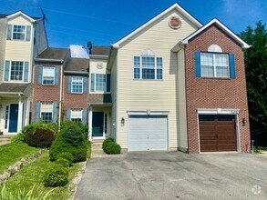 Building Photo - 5494 Spring Ridge Dr E