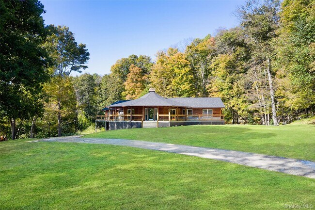 Foto del edificio - 568 Oak Summit Rd