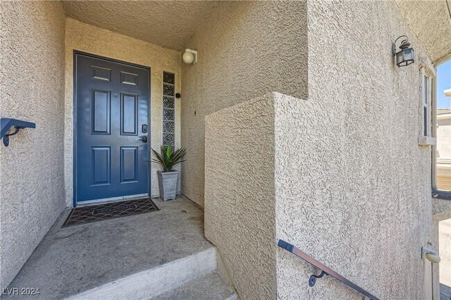 Foto del edificio - 801 Titan Peak Pl