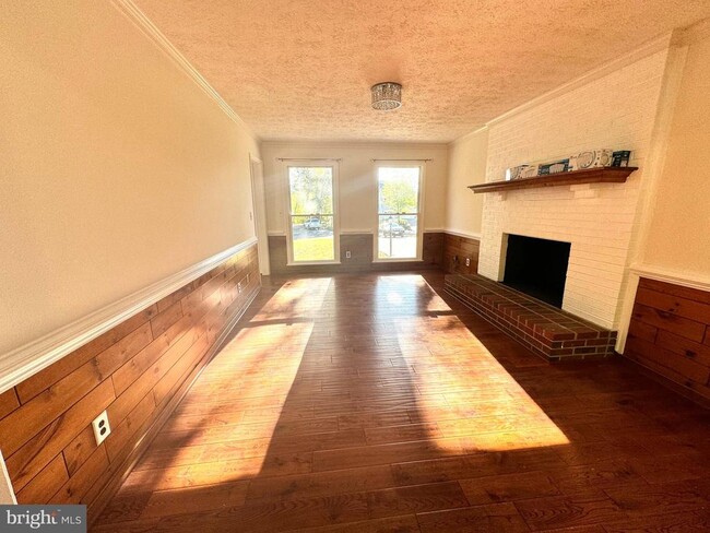 Building Photo - 1326 Aquia Dr
