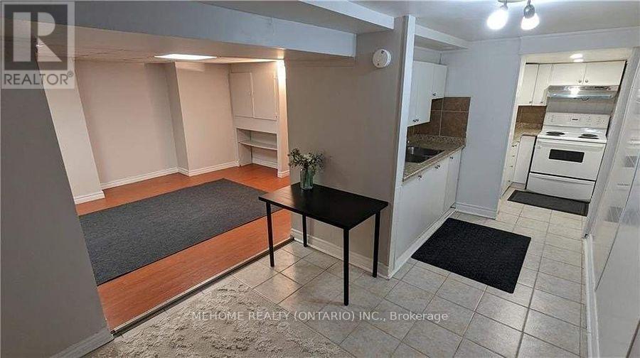 269 Glen Shields Ave, Vaughan, ON L4K 2R1 House for Rent in Vaughan