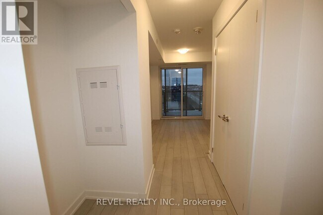 Photo du bâtiment - 1480 Bayly St