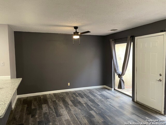 Foto del edificio - 119 Saipan Pl