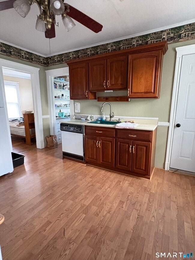 Building Photo - 211 S Whittlesey Ave