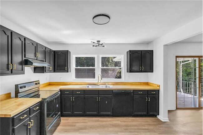 Foto del edificio - 3714 Thrushwood Dr